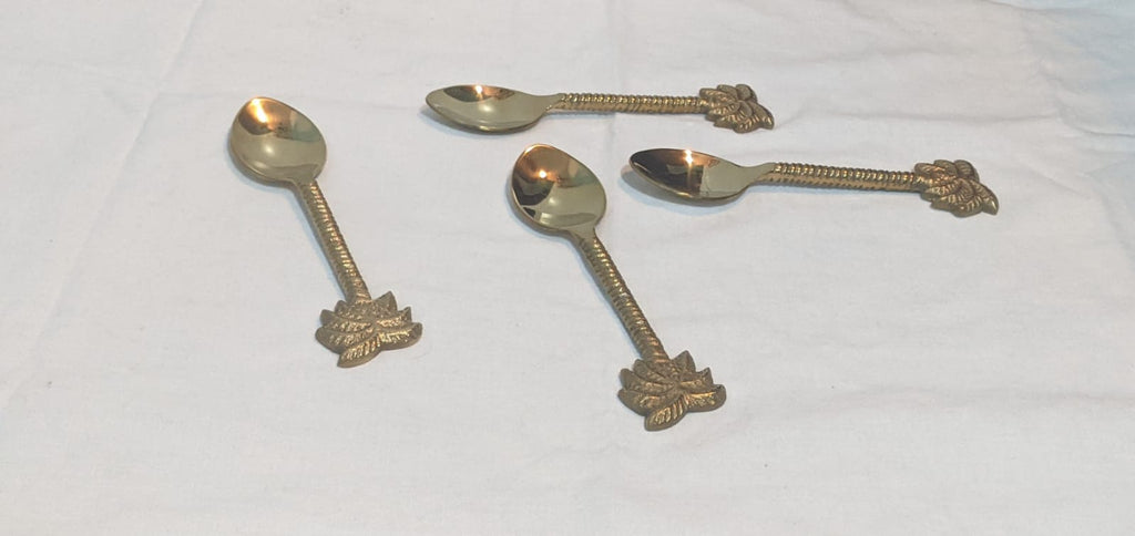 Small spoon set